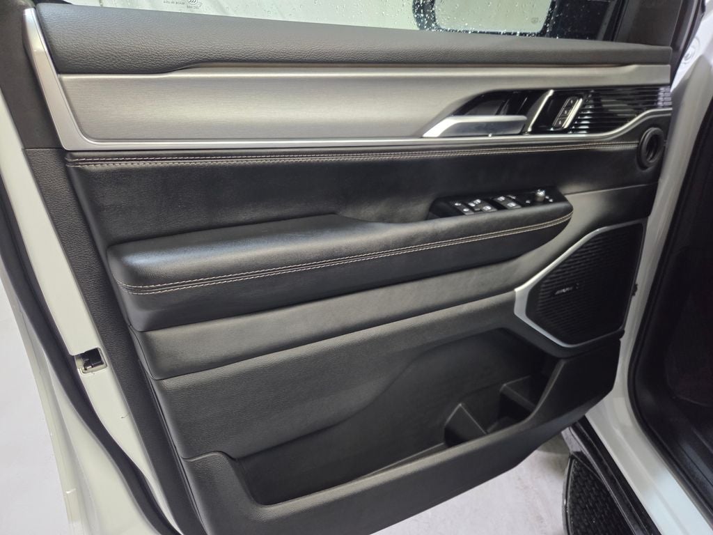 2026 Jeep Grand Wagoneer Limited Altitude