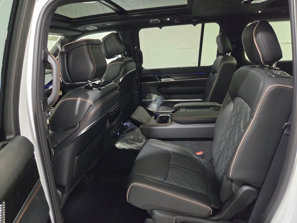 2026 Jeep Grand Wagoneer Summit Reserve