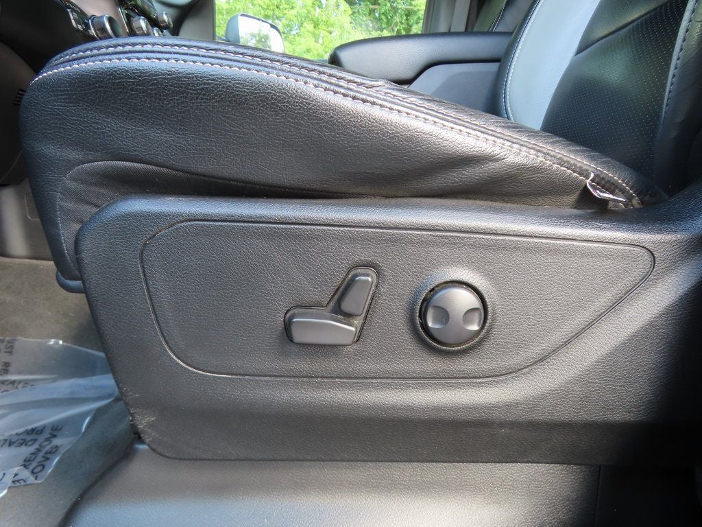 2022 RAM 1500 Big Horn/Lone Star Night Edition