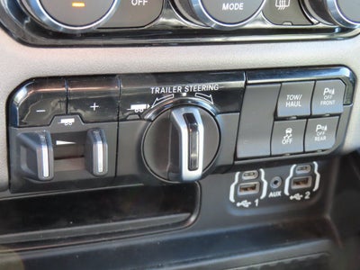 2022 RAM 1500 Big Horn/Lone Star Night Edition