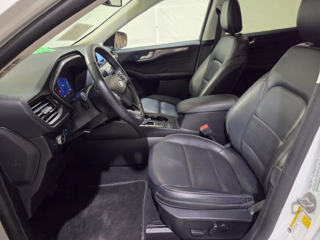 2021 Ford Escape Titanium