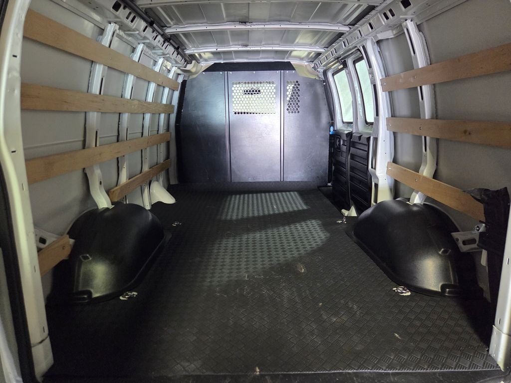 2025 Chevrolet Express 2500 Work Van Cargo
