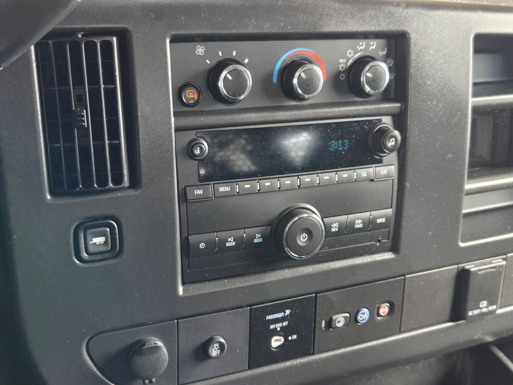 2025 Chevrolet Express 2500 Work Van Cargo