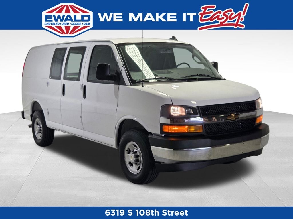 2025 Chevrolet Express 2500 Work Van Cargo