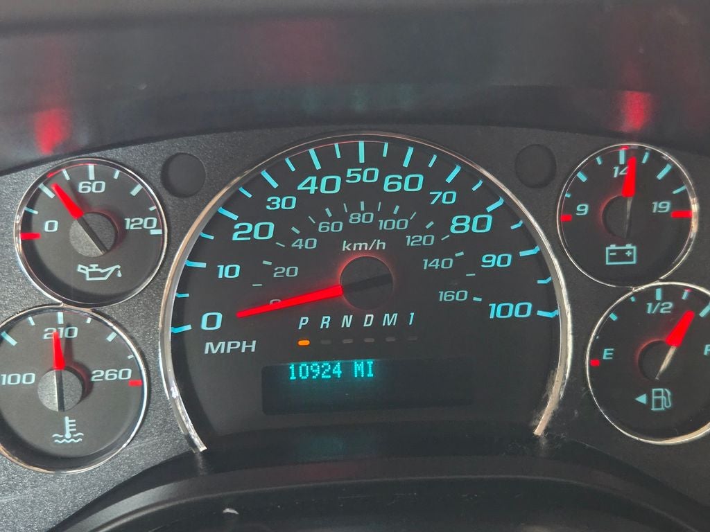 2025 Chevrolet Express 2500 Work Van Cargo