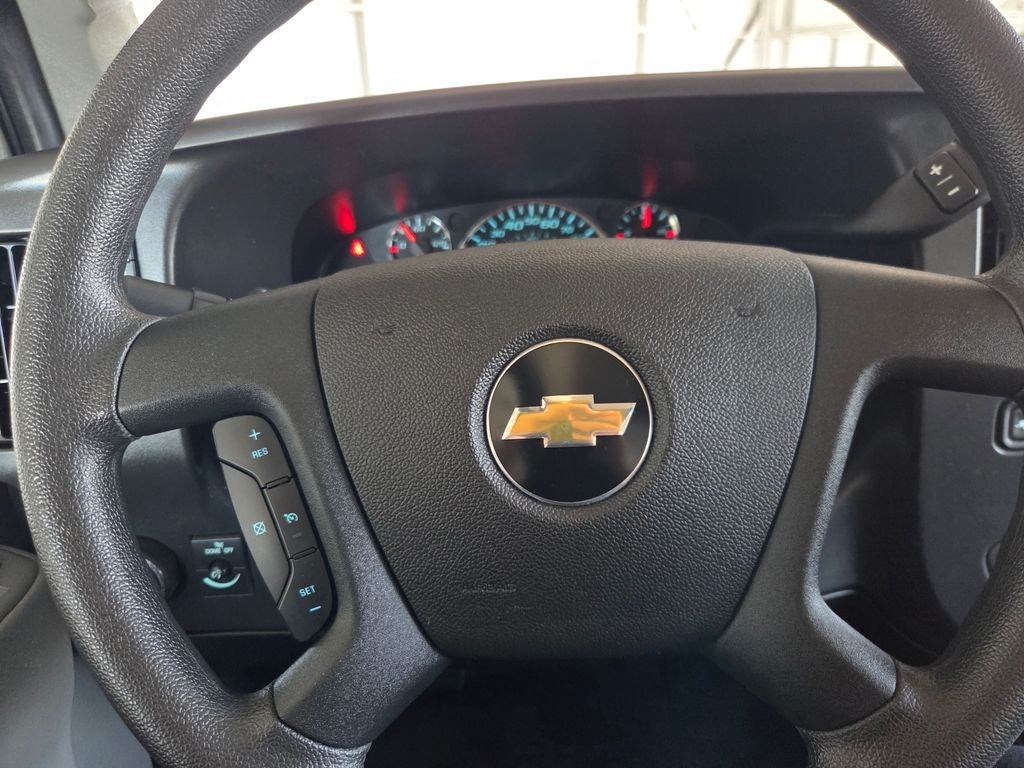 2025 Chevrolet Express 2500 Work Van Cargo