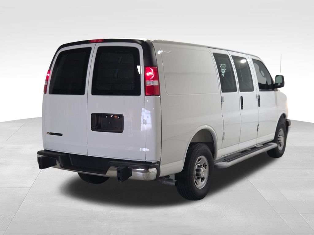 2025 Chevrolet Express 2500 Work Van Cargo