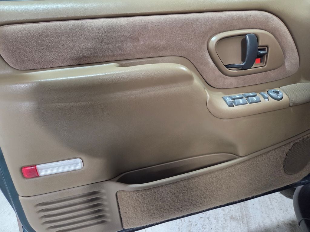 1995 Chevrolet Tahoe Base