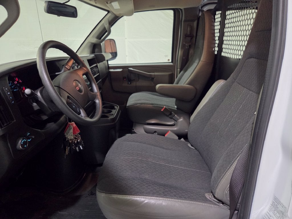 2025 GMC Savana 2500 Work Van