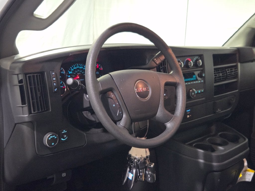 2025 GMC Savana 2500 Work Van