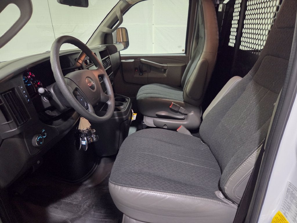 2025 GMC Savana 2500 Work Van