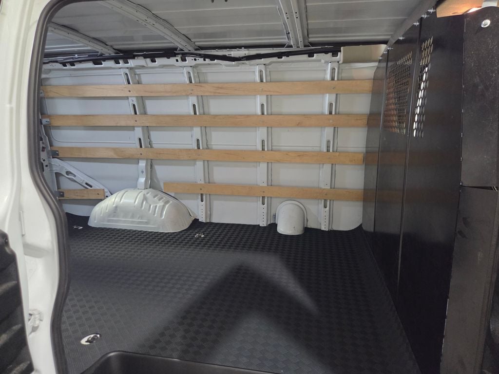 2025 GMC Savana 2500 Work Van