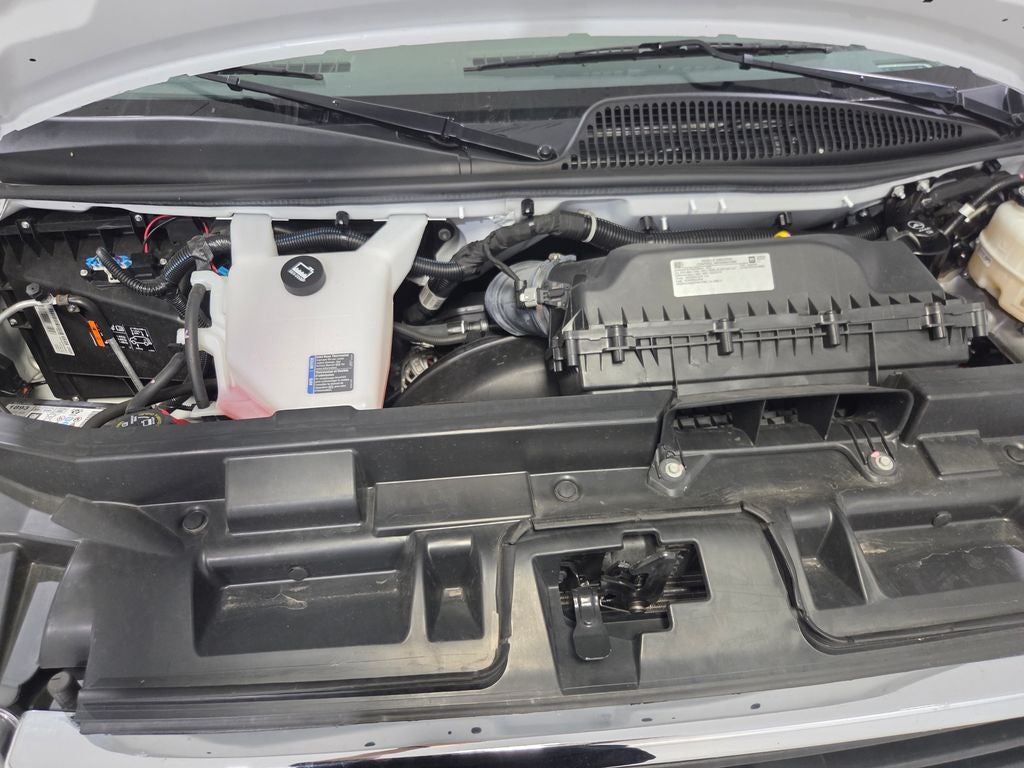 2025 GMC Savana 2500 Work Van