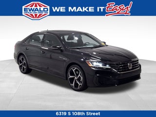 2021 Volkswagen Passat 2.0T R-Line
