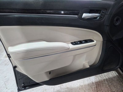 2018 Chrysler 300 Limited