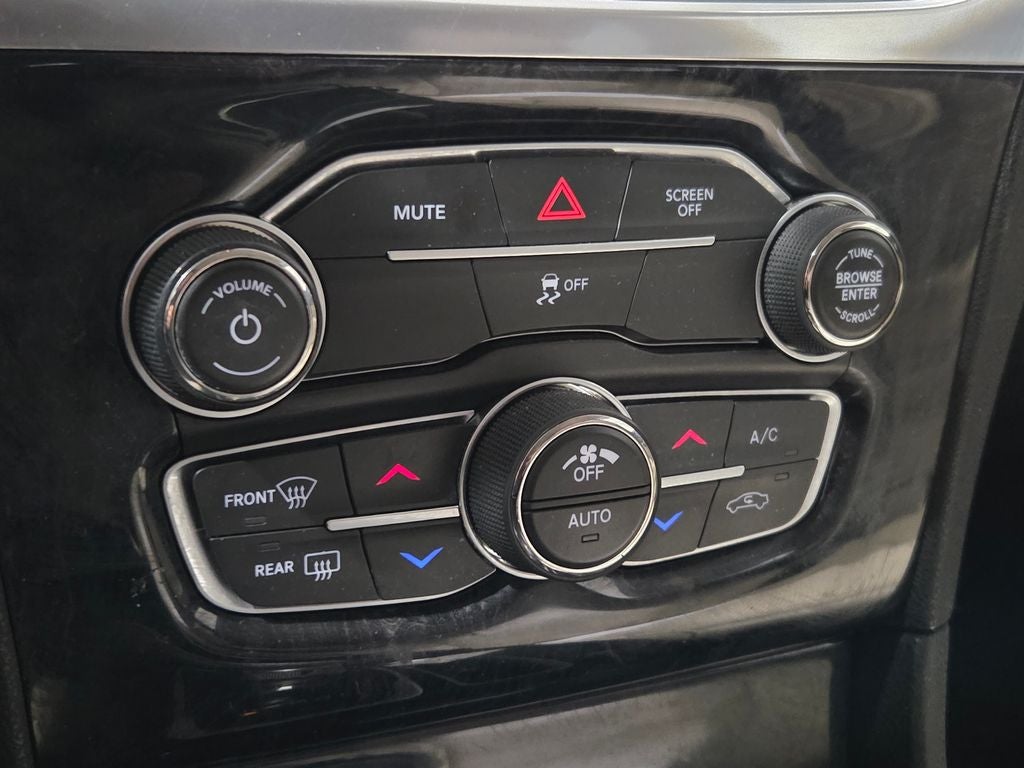 2018 Chrysler 300 Limited