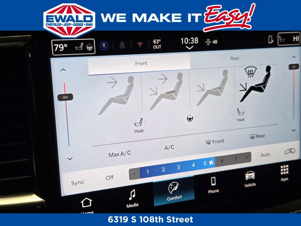 2026 Chrysler Pacifica Select