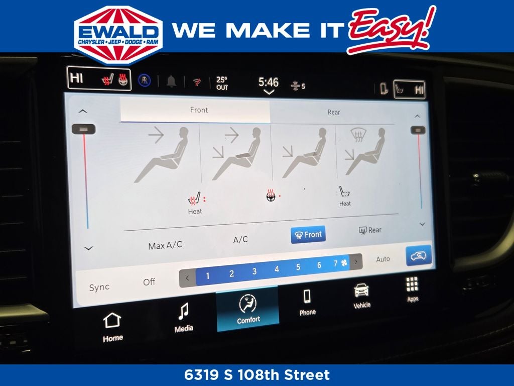 2026 Chrysler Pacifica Select