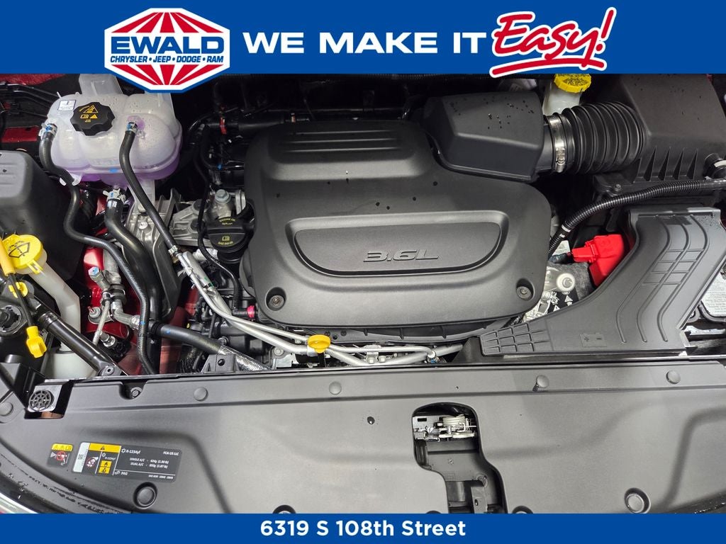 2026 Chrysler Pacifica Select