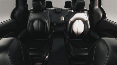 2027 Chrysler Pacifica LX