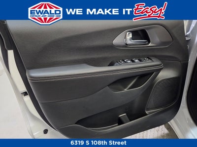 2026 Chrysler Voyager LX