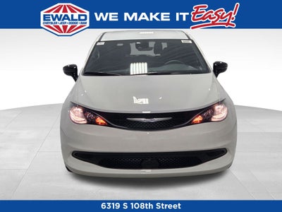 2026 Chrysler Voyager LX