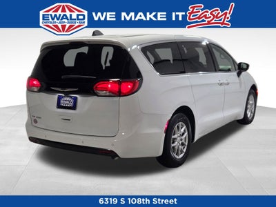 2026 Chrysler Voyager LX