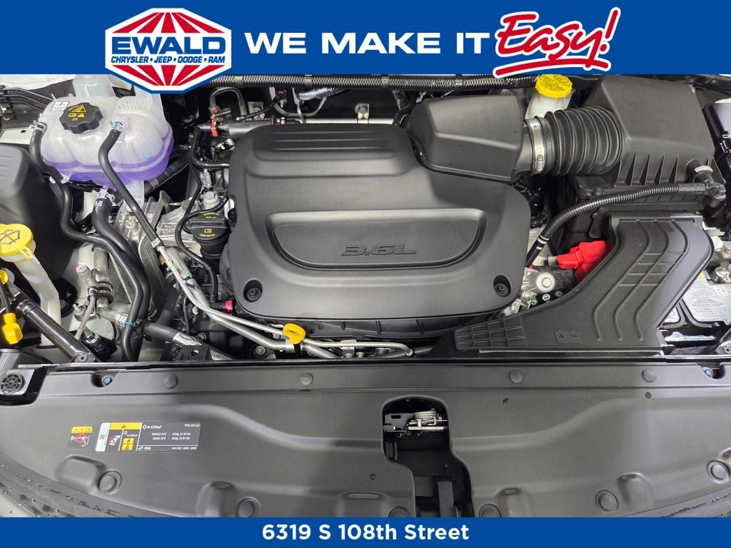 2026 Chrysler Voyager LX