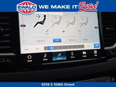 2026 Chrysler Voyager LX