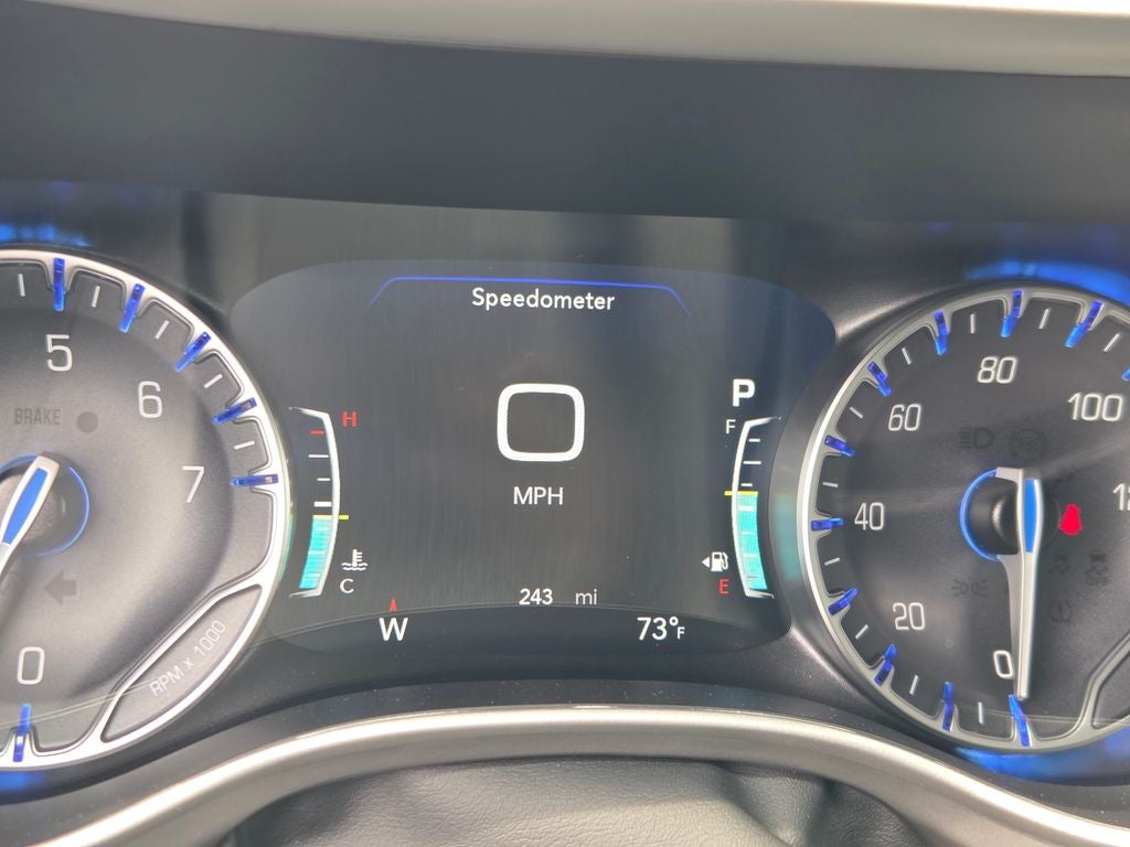 2026 Chrysler Voyager LX