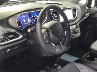 2026 Chrysler Voyager LX