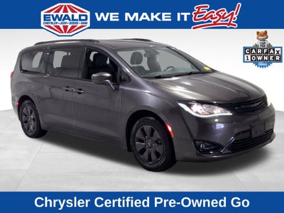 2019 Chrysler Pacifica Hybrid Touring L