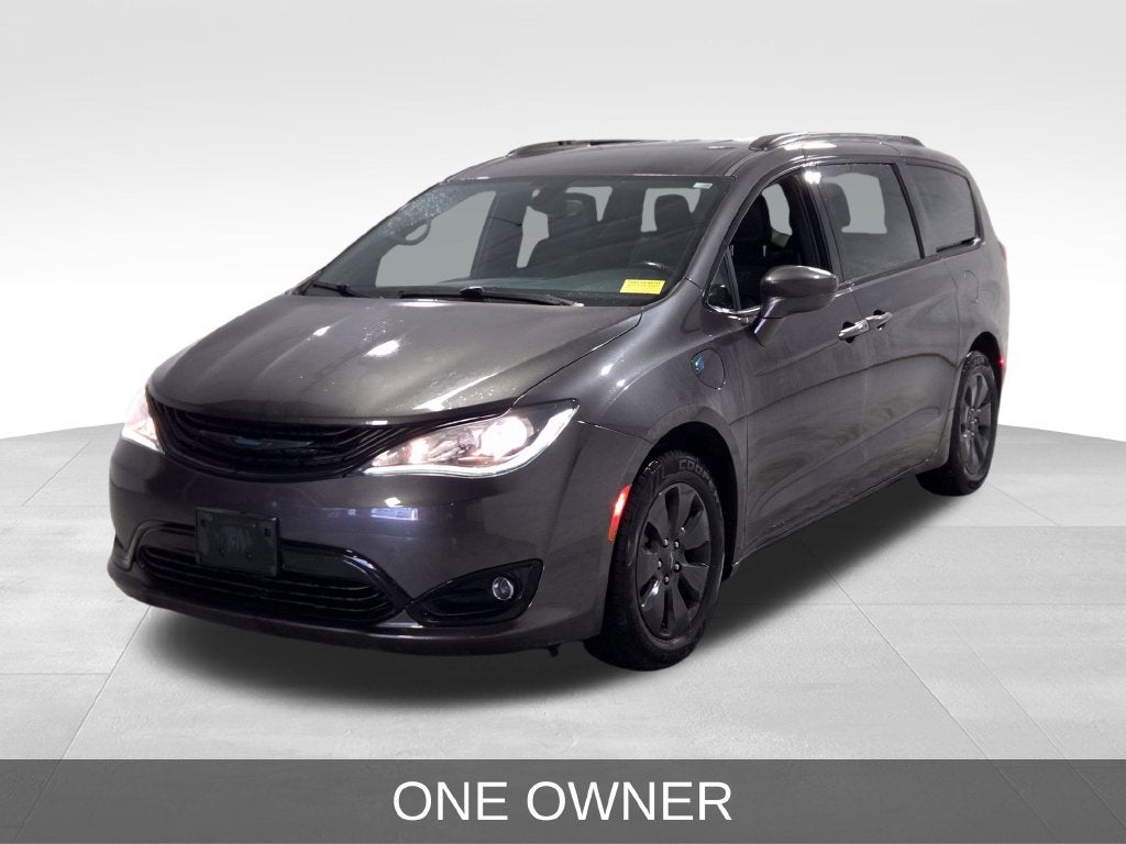 2019 Chrysler Pacifica Hybrid Touring L