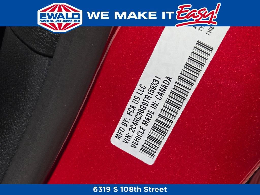 2026 Chrysler Pacifica Select