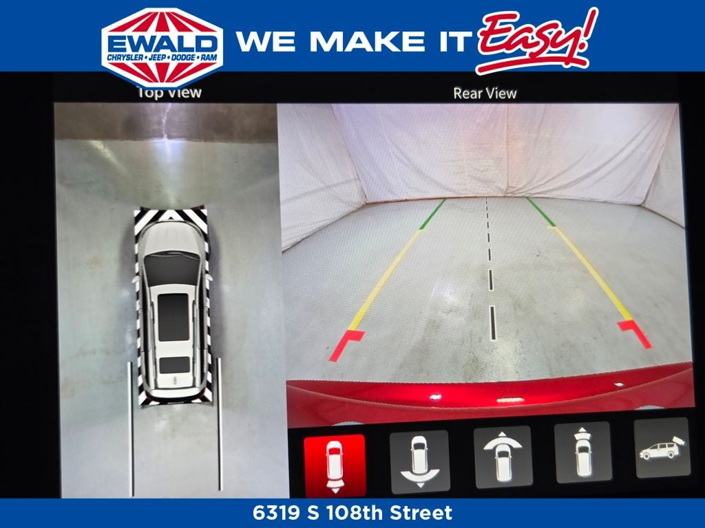 2026 Chrysler Pacifica Select