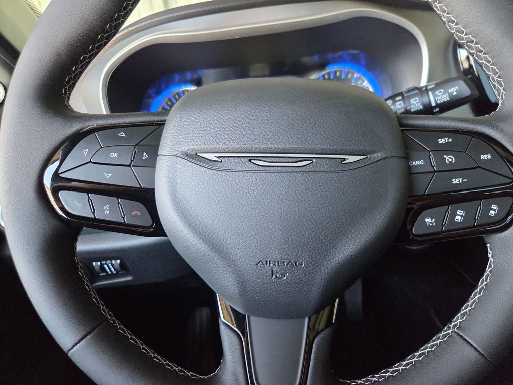 2027 Chrysler Pacifica Limited