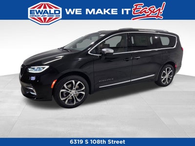 2026 Chrysler Pacifica Pinnacle