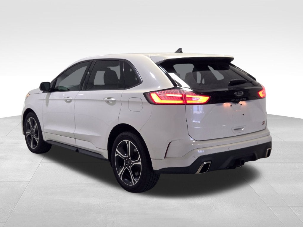 2021 Ford Edge ST