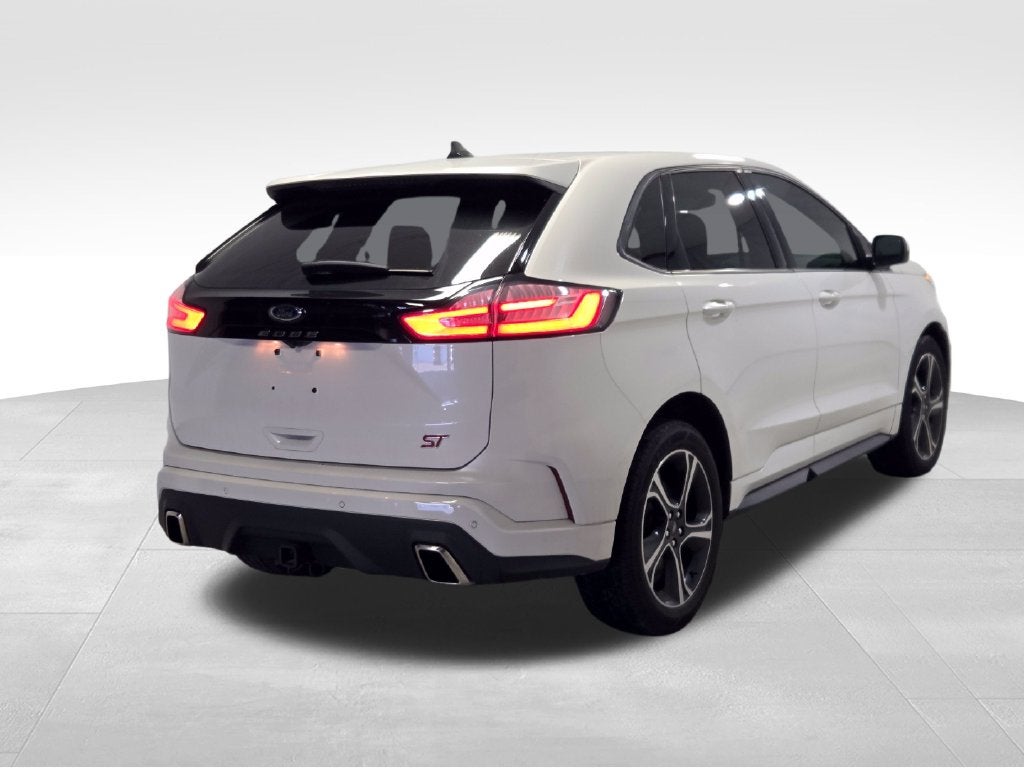 2021 Ford Edge ST