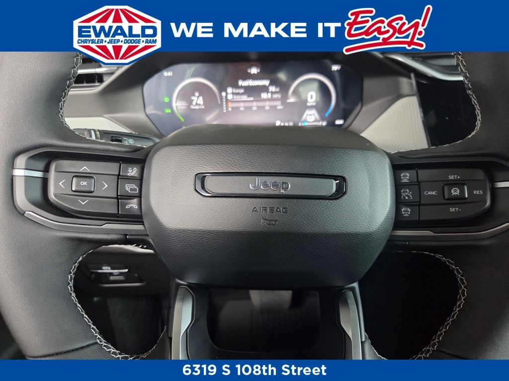 2026 Jeep Cherokee Laredo
