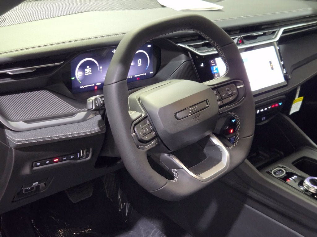 2027 Jeep Cherokee Laredo