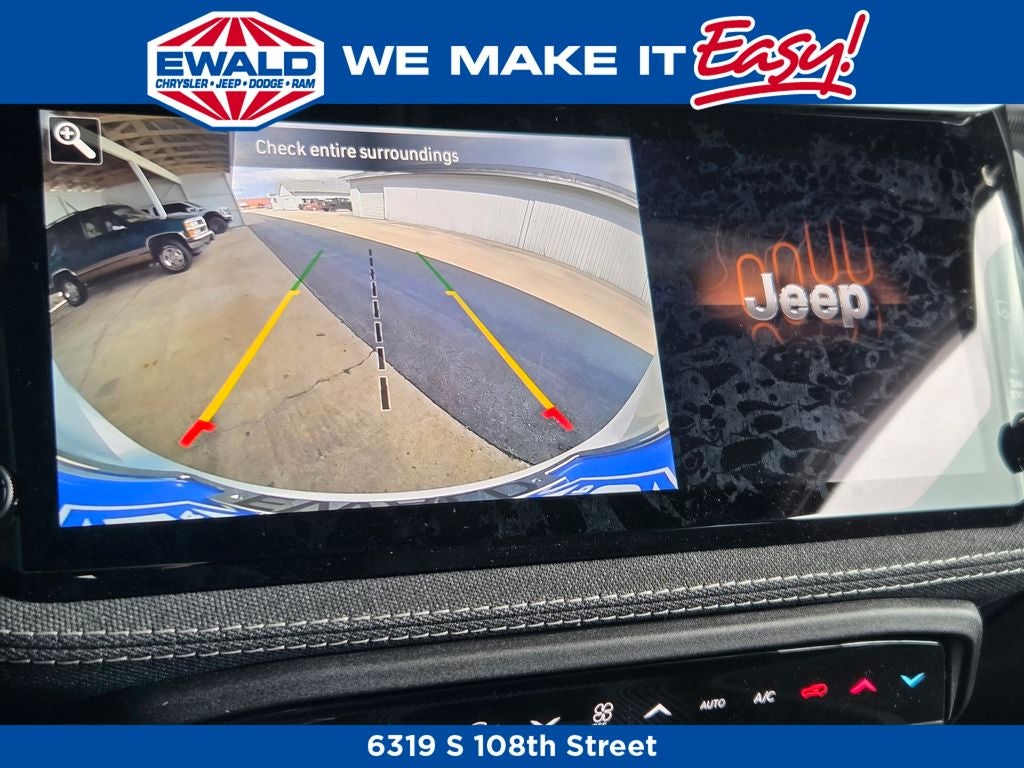 2026 Jeep Cherokee Laredo