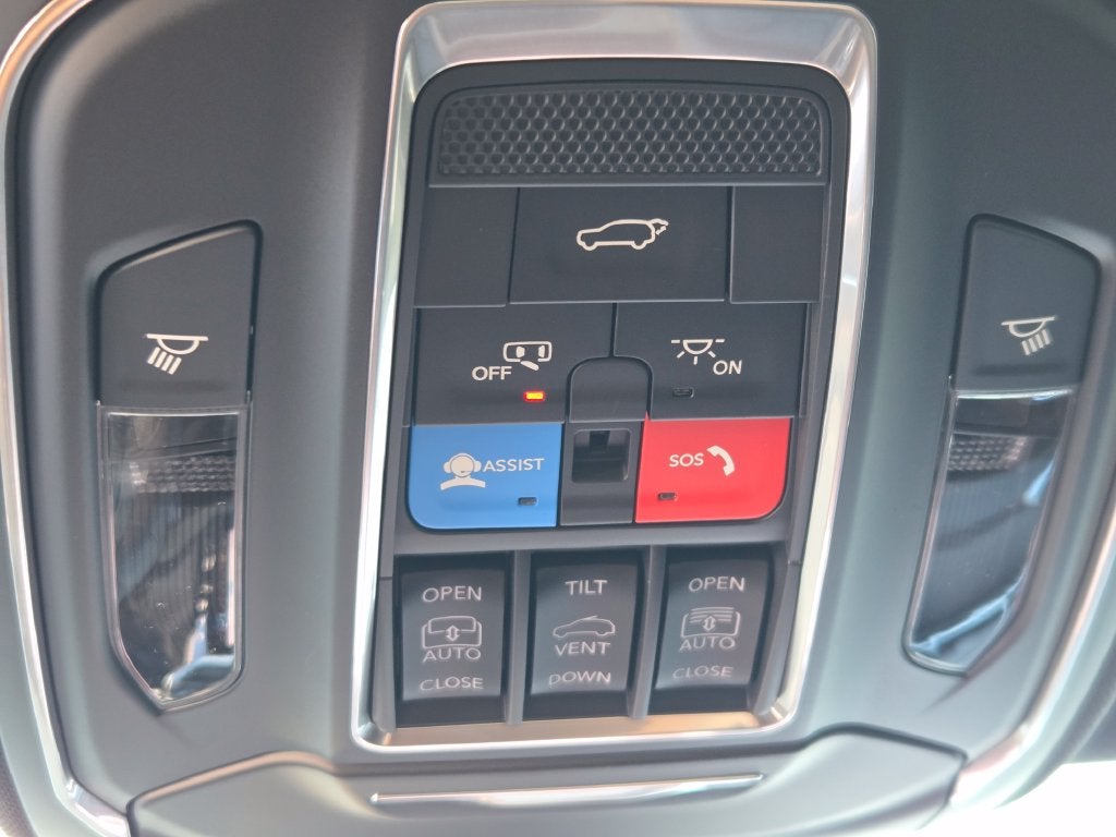2026 Jeep Cherokee Overland