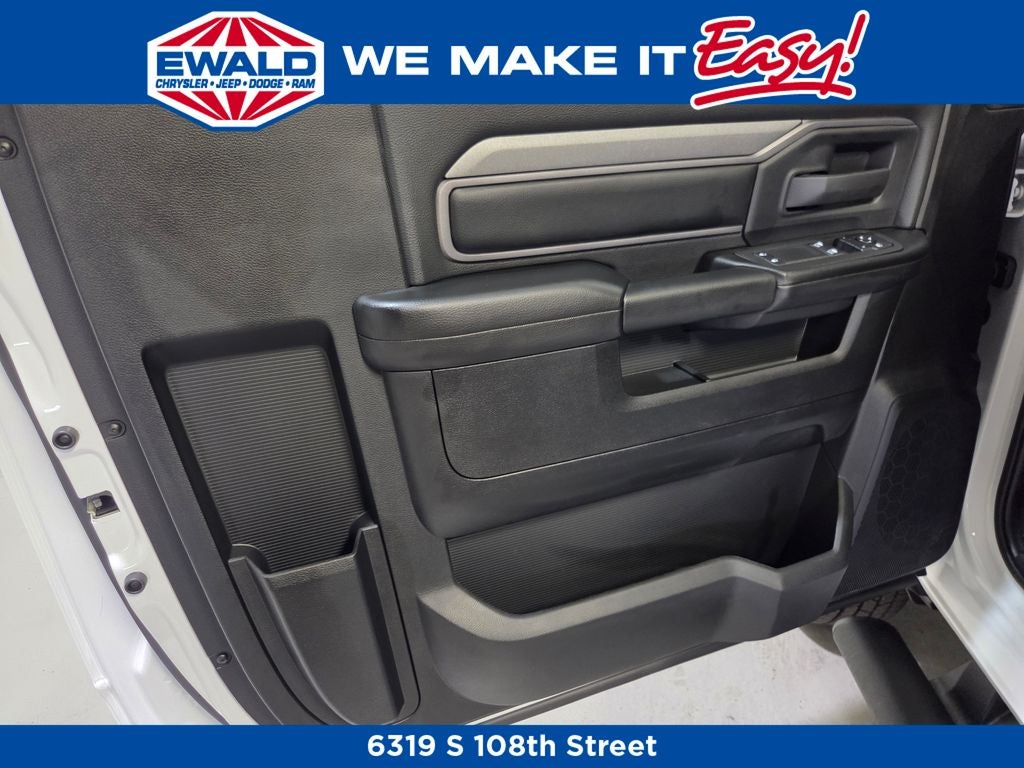 2026 RAM 3500 Tradesman 167.5 WB