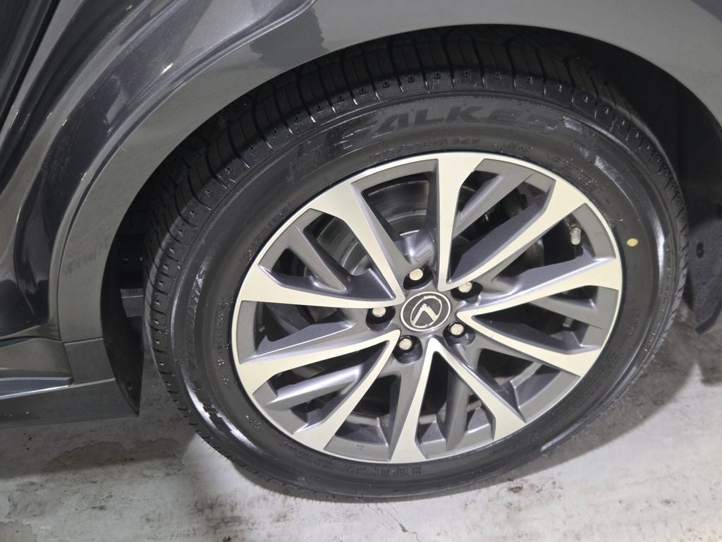 2023 Lexus ES 300h