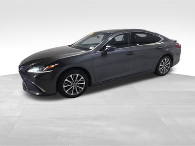 2023 Lexus ES 300h