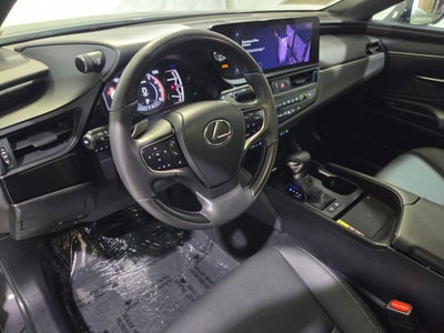 2023 Lexus ES 300h