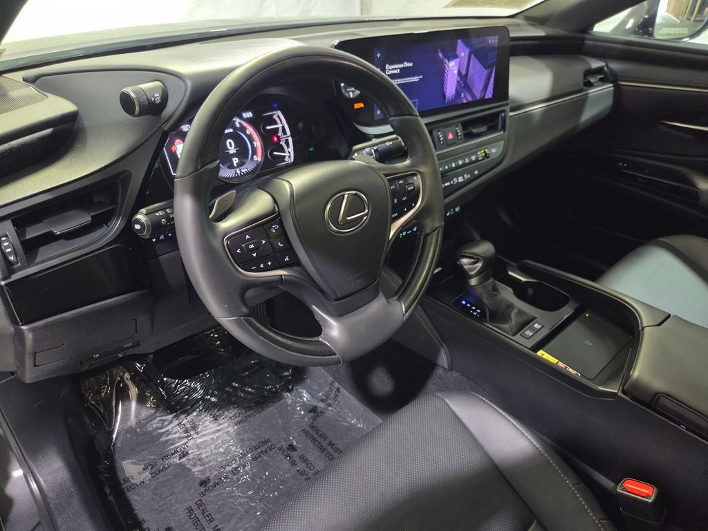 2023 Lexus ES 300h