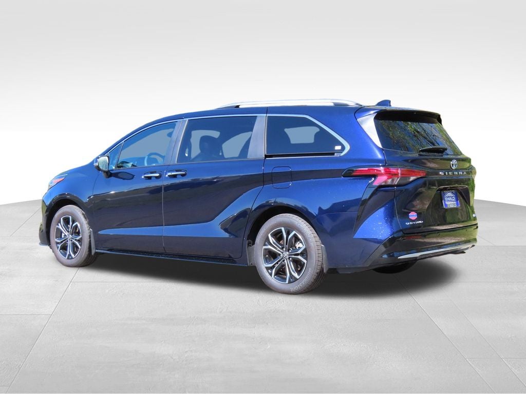 2025 Toyota Sienna Platinum 7 Passenger